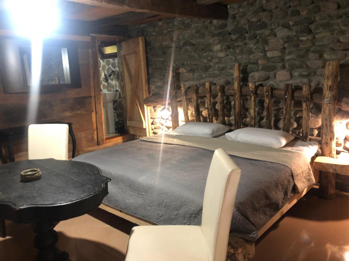 Gomis Mta Riverside Ozurget'i Exterior foto